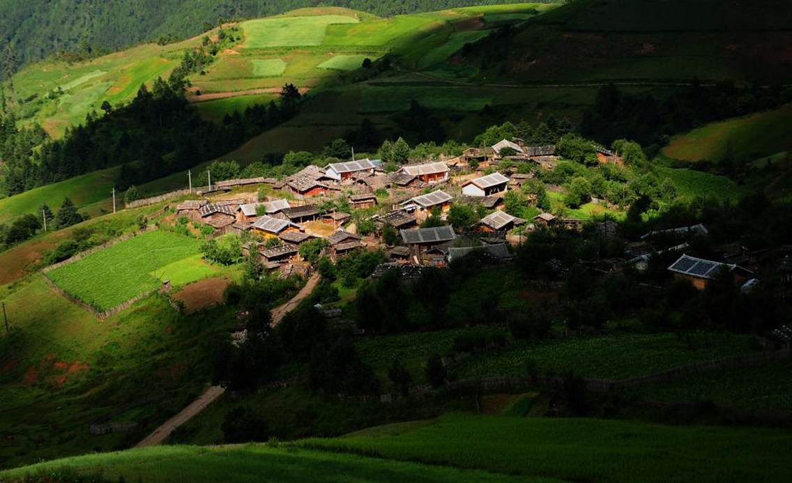 香格里拉小村
