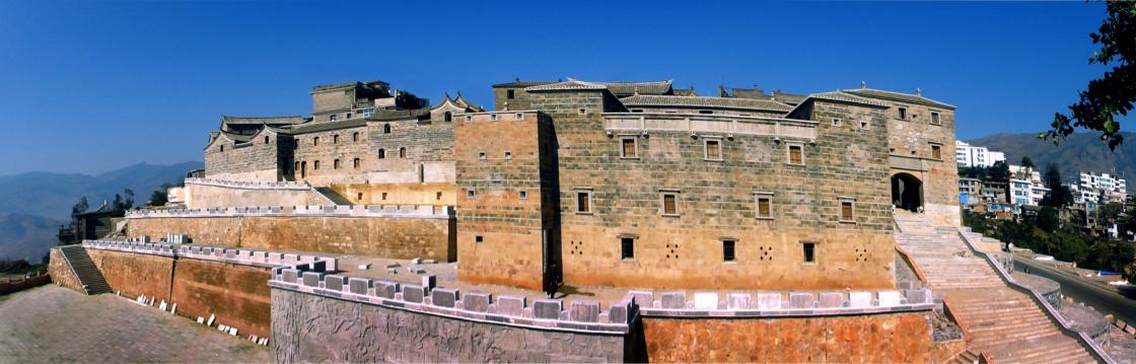 马帮文化的代表,有"江外建筑大观园"之美誉的国家aa级