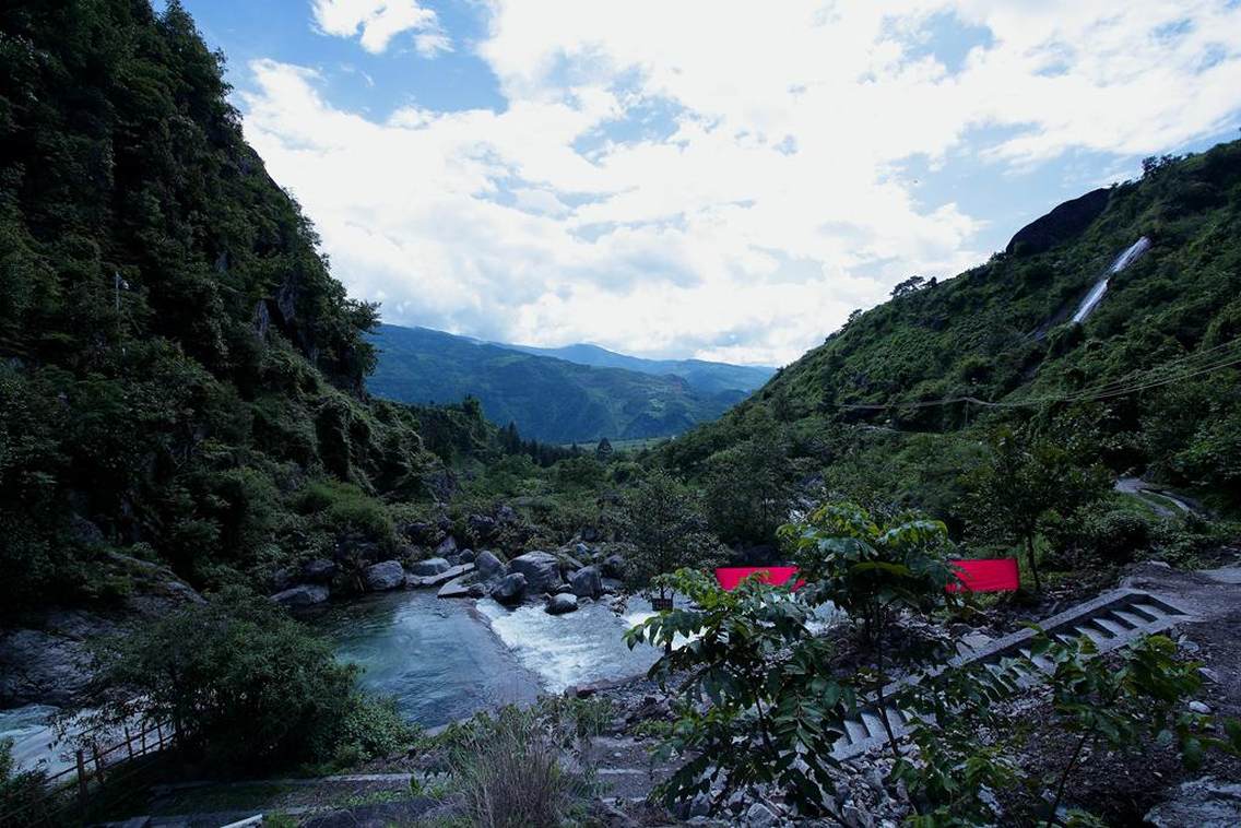 大理州漾濞县苍山世界地质公园石门关风景区.