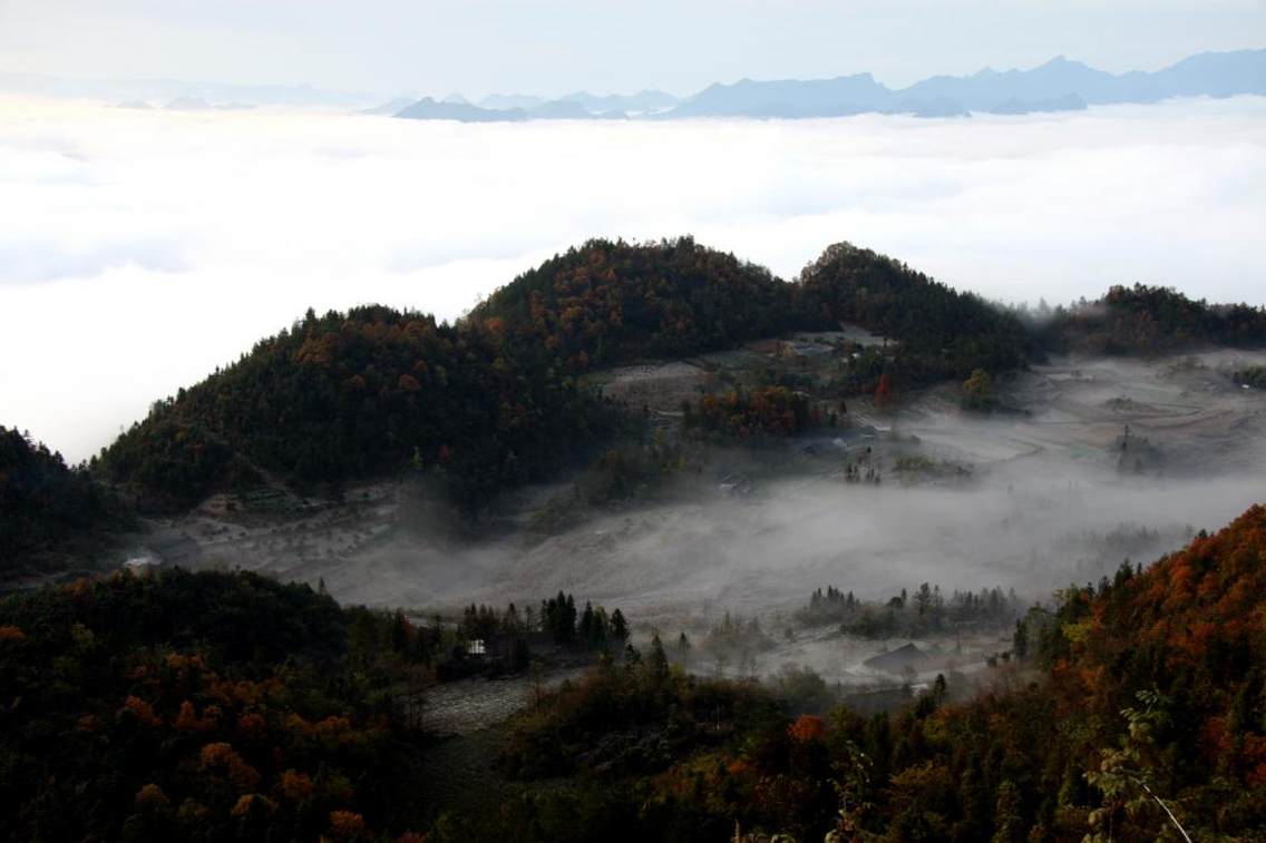 湖北恩施鹤峰屏山 黄生文 摄