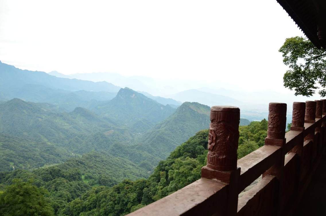 青城山
