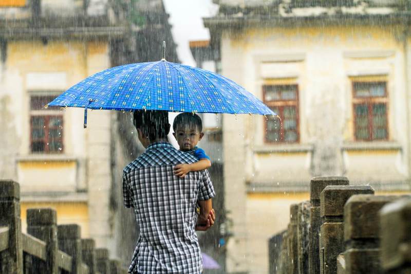 雨中情