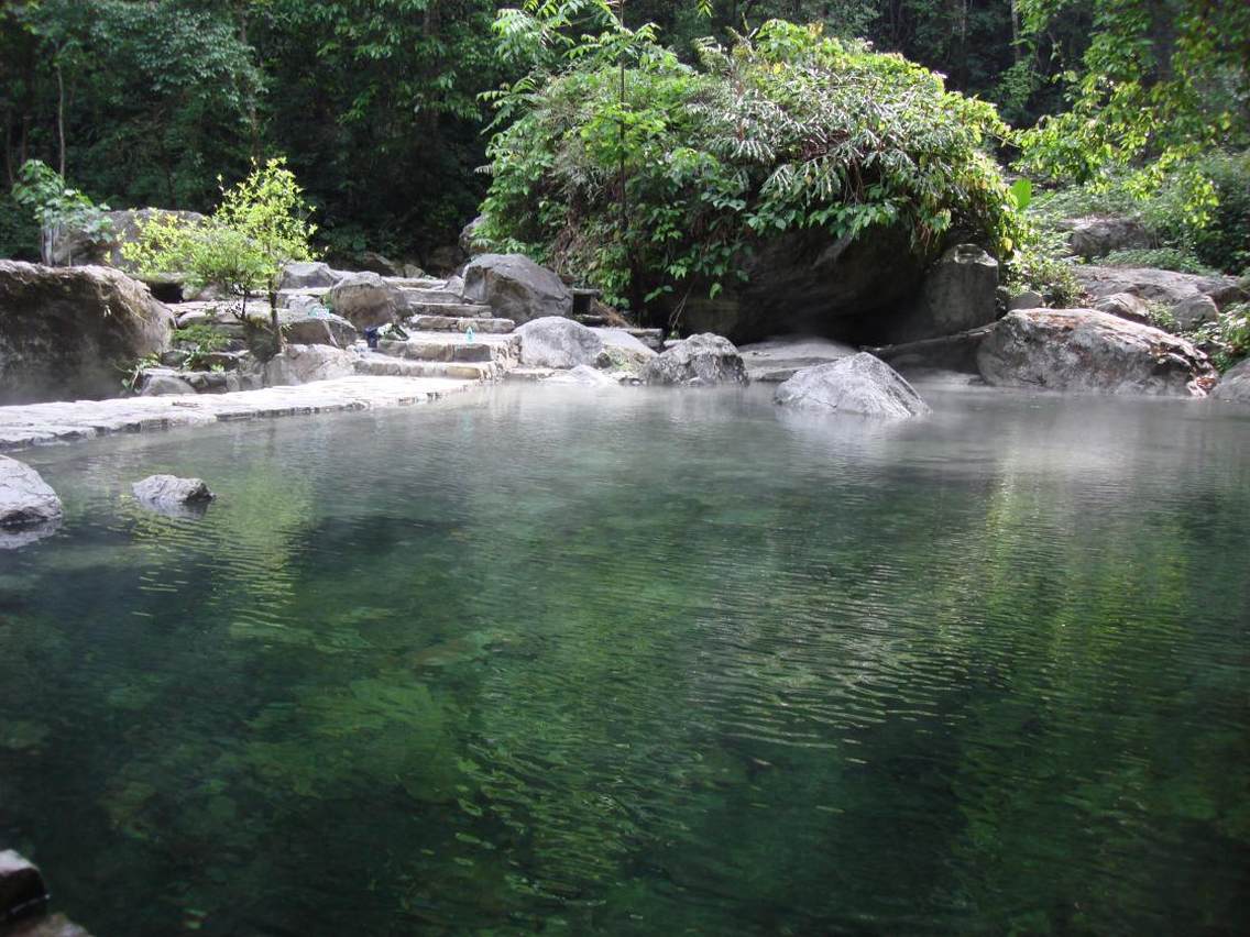 云南省潞江坝温泉