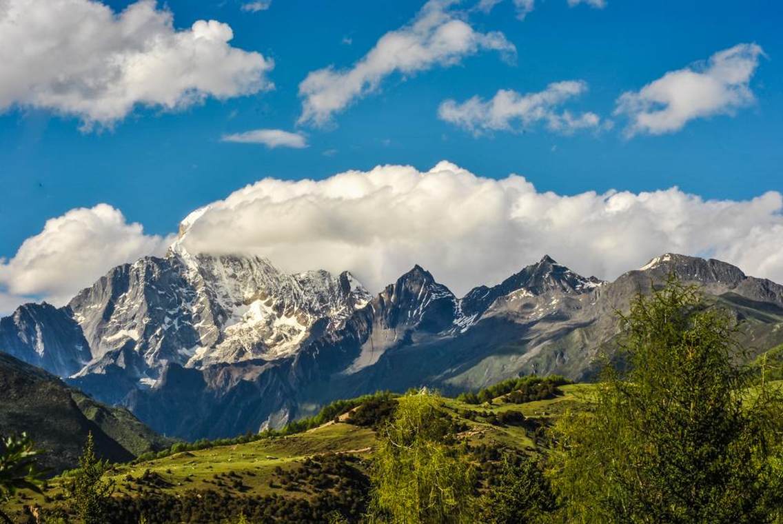 四姑娘山