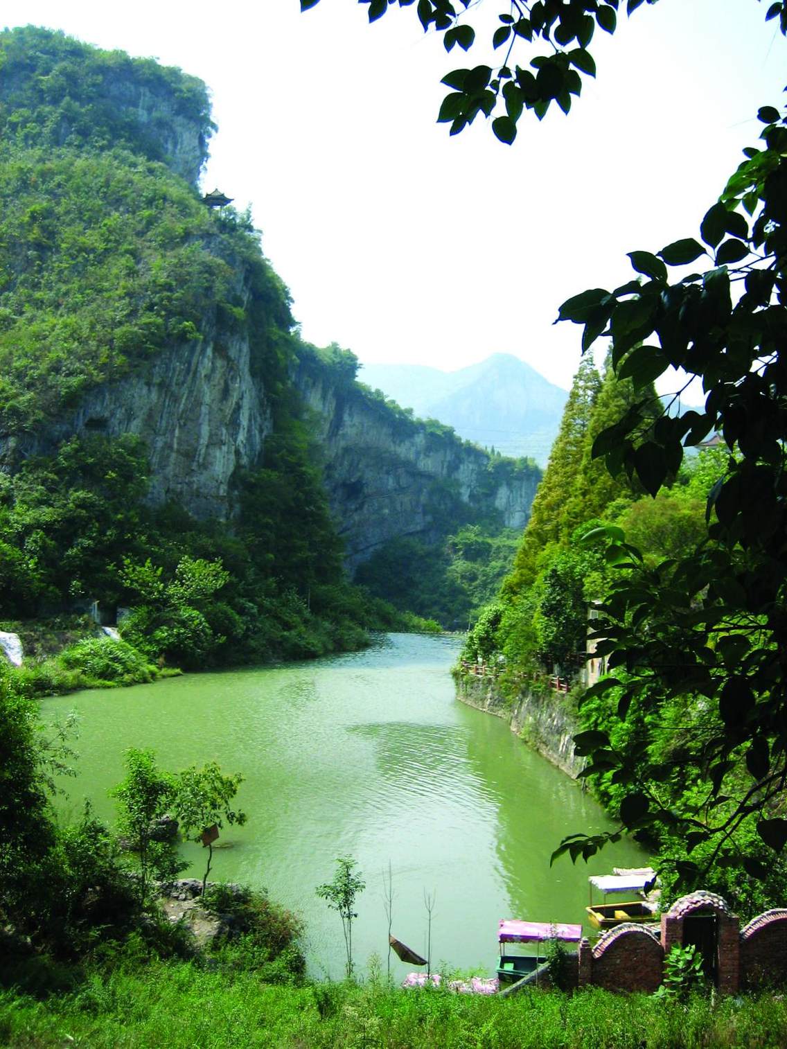 娄山关镇小西湖景区