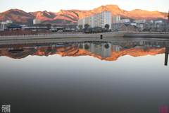 围场伊逊河畔两岸很美