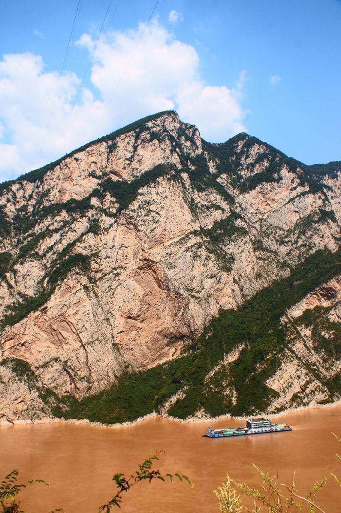 蓄水中的三峡水库