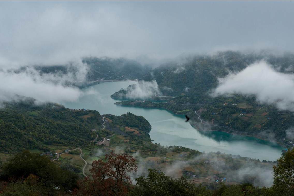 如画硗碛湖
