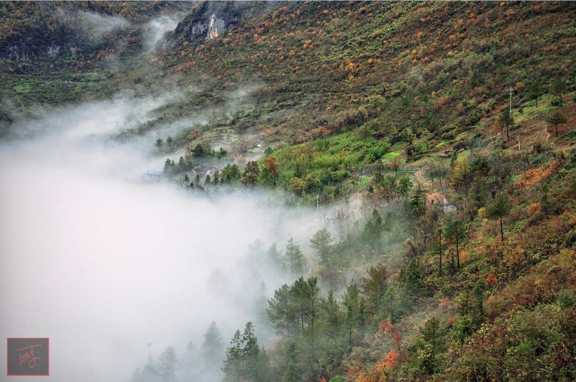 在棋盘山观景台拍的，秋天。