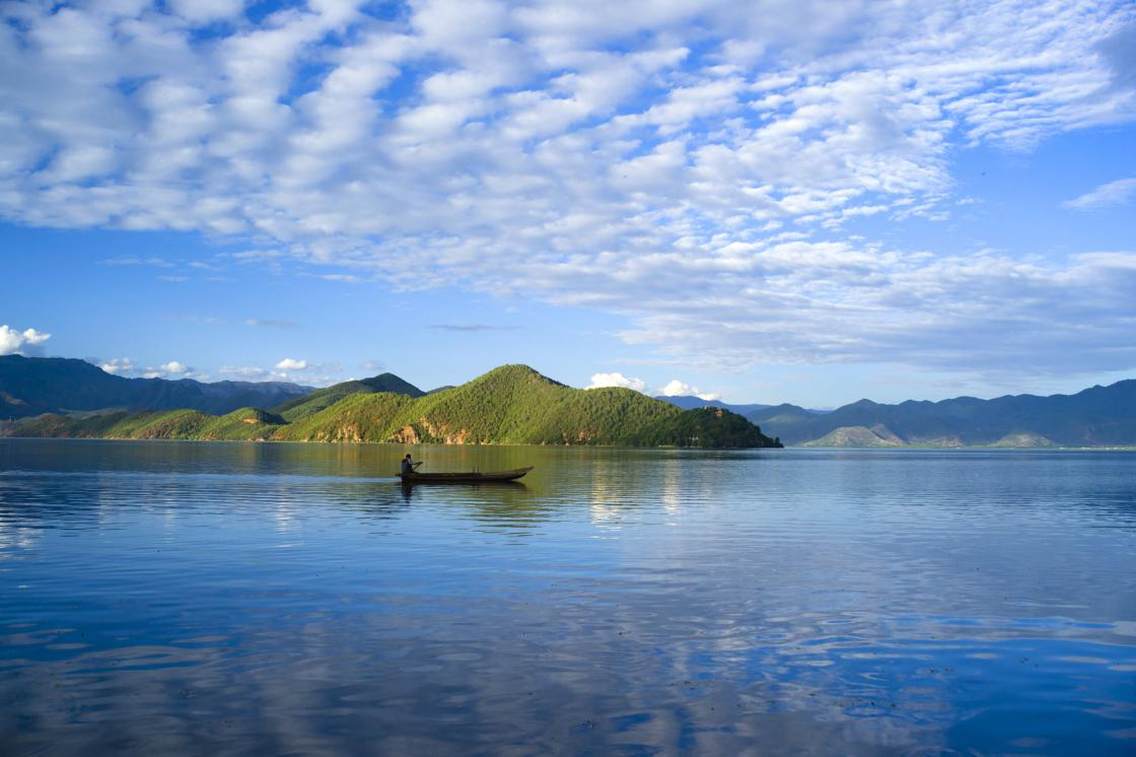 丽江泸沽湖.