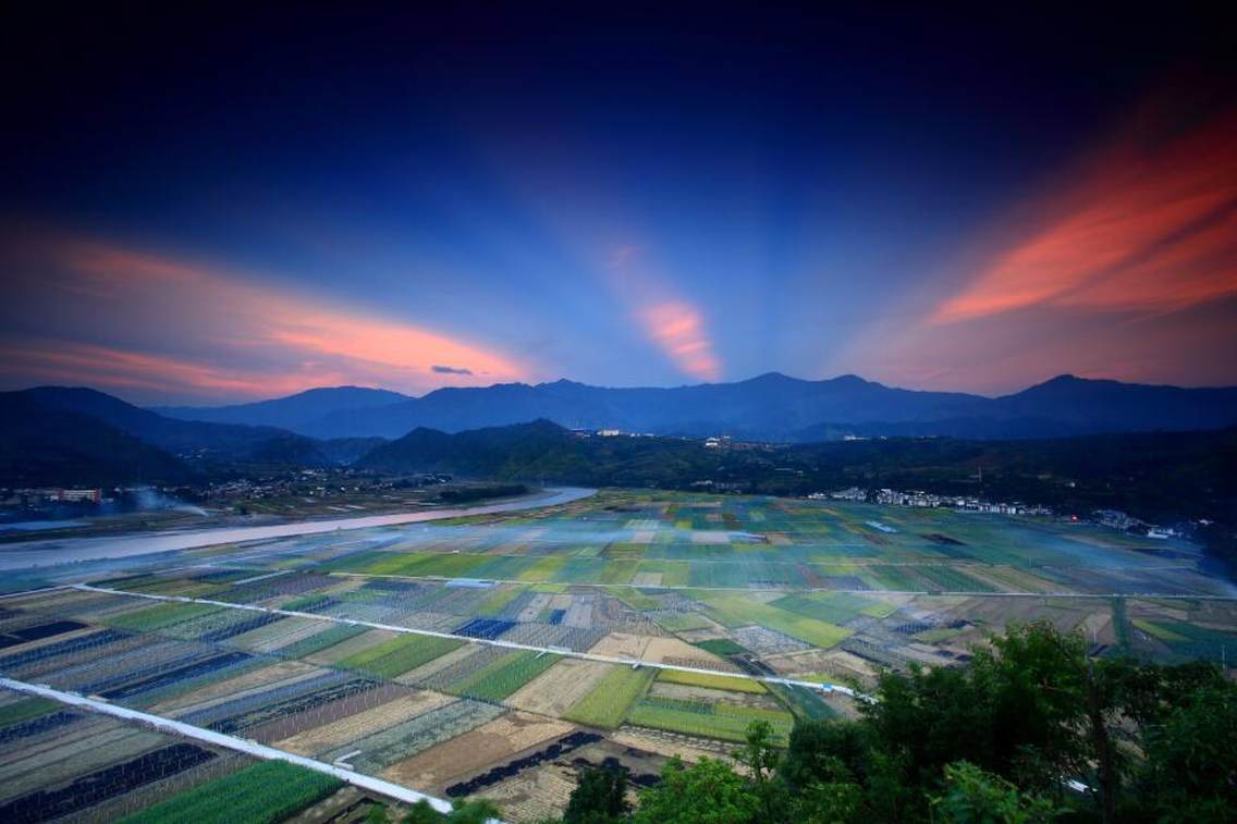 马角田秋景